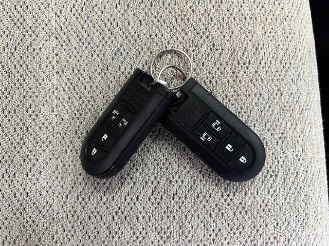 ムーヴキャンバス Ｘリミテッド　ＳＡＩＩ　車検２年・両側パワースライドドア・社外ナビ・フルセグＴＶ・スマートキー・プッシュスタート・オートエアコン・オートマチック車（26枚目）