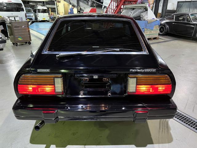 フェアレディＺ ２８０Ｚ－Ｔ　車検令和８年４月・５速マニュアル・マンハッタンカラー・純正１５インチアルミホイールリバレル・修復歴無し・エアコン・パワステ・パワーウィンドウ（6枚目）