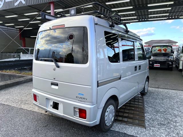 エブリイ PC 車検令和9年1月・ちょいcam豊・4WD・オートマチック車・ハイルーフ・ルーフラック・サイドオーニング・ベッドマット・キャビネット(5枚目)