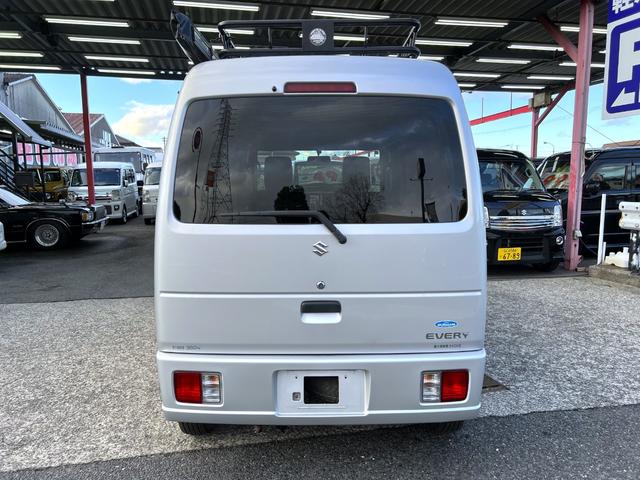 エブリイ PC 車検令和9年1月・ちょいcam豊・4WD・オートマチック車・ハイルーフ・ルーフラック・サイドオーニング・ベッドマット・キャビネット(6枚目)