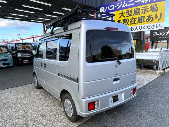 エブリイ PC 車検令和9年1月・ちょいcam豊・4WD・オートマチック車・ハイルーフ・ルーフラック・サイドオーニング・ベッドマット・キャビネット(7枚目)