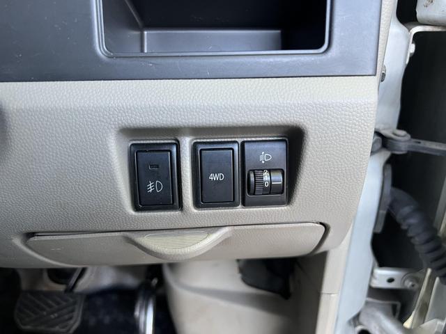 エブリイ PC 車検令和9年1月・ちょいcam豊・4WD・オートマチック車・ハイルーフ・ルーフラック・サイドオーニング・ベッドマット・キャビネット(20枚目)