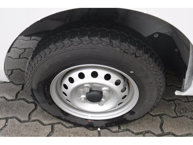 ハイゼットトラック スタンダード　４ＷＤ　ナビＴＶ　バックカメラ　スマートキープッシュスタート　電動格納ドアミラー　ＣＶＴオートマ　エアコン　パワステ　パワーウインドウ　エアバック　ＡＢＳ　スマートアシスト（6枚目）