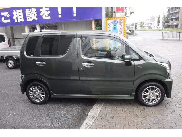 上品でおしゃれなグリーンカラーです。