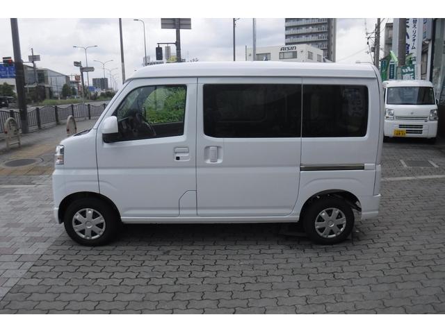 ハイゼットカーゴ クルーズターボ スマートアシスト 純正ナビ TV スマートキープッシュスタート 電動格納ドアミラー 届け出済未使用車 LED荷室灯 ホイルカバー パワーウインドウ プライバシーガラス アイドルストップ(5枚目)