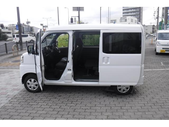 ハイゼットカーゴ クルーズターボ スマートアシスト 純正ナビ TV スマートキープッシュスタート 電動格納ドアミラー 届け出済未使用車 LED荷室灯 ホイルカバー パワーウインドウ プライバシーガラス アイドルストップ(7枚目)