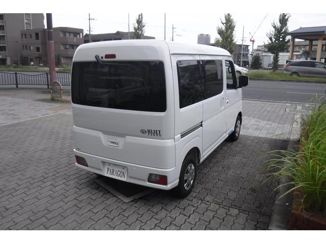 ハイゼットカーゴ クルーズターボ スマートアシスト 純正ナビ TV スマートキープッシュスタート 電動格納ドアミラー 届け出済未使用車 LED荷室灯 ホイルカバー パワーウインドウ プライバシーガラス アイドルストップ(20枚目)