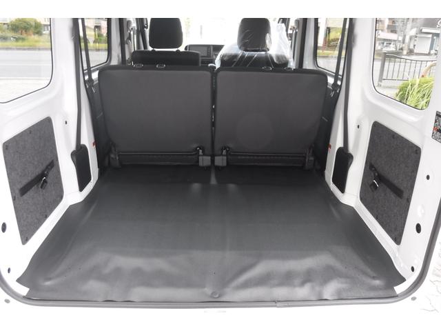 ハイゼットカーゴ クルーズターボ スマートアシスト 純正ナビ TV スマートキープッシュスタート 電動格納ドアミラー 届け出済未使用車 LED荷室灯 ホイルカバー パワーウインドウ プライバシーガラス アイドルストップ(25枚目)