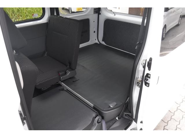 ハイゼットカーゴ クルーズターボ スマートアシスト 純正ナビ TV スマートキープッシュスタート 電動格納ドアミラー 届け出済未使用車 LED荷室灯 ホイルカバー パワーウインドウ プライバシーガラス アイドルストップ(51枚目)