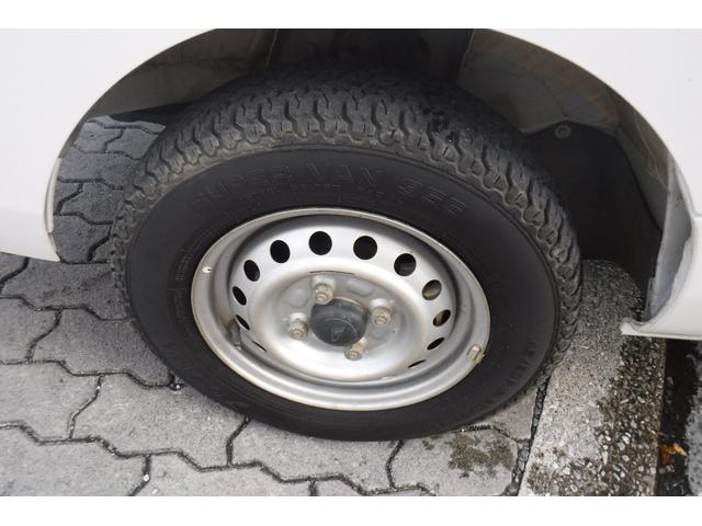 ハイゼットトラック スタンダード　農用スペシャル　４ＷＤ　スマートキープッシュスタート　スマートアシスト　電動格納ドアミラー　ＬＥＤ作業灯　ＣＶＴオートマ　エアコン　パワステ　パワーウインドウ　アイドリングストップ（13枚目）