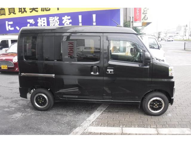 ハイゼットカーゴ クルーズターボ　スマートアシスト　ディスプレイオーディオ　バックカメラ　スマートキープッシュスタート　電動格納ドアミラー　インタークーラーターボ　社外１２インチアルミホイル　デジタルインナーミラー　ＬＥＤライト（16枚目）