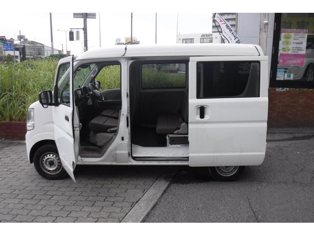 エブリイ PC セーフティサポート装着車 デュアルカメラブレーキサポート ナビ バックカメラ キーレスキー 4速オートマ エアコン パワステ パワーウインドウ プライバシーガラス 大型ドアミラー(5枚目)
