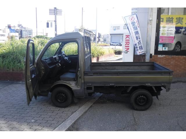 ハイゼットトラック ハイルーフ　４速オートマ　キーレスキー　エアコン　パワステ　パワーウインドウ　エアバック　ＡＢＳ（7枚目）