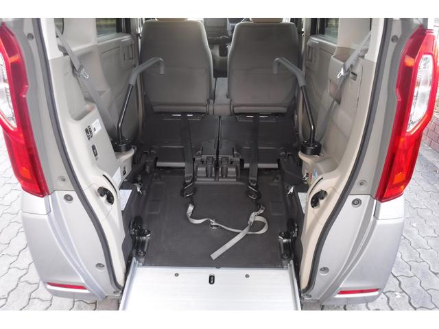 N-BOX G・スロープ 純正ナビ フルセグTV バックカメラ スマートキープッシュスタート LEDヘッドライト 電動格納ドアミラー ドライブレコーダー 電動ウインチ リモコン付き(4枚目)