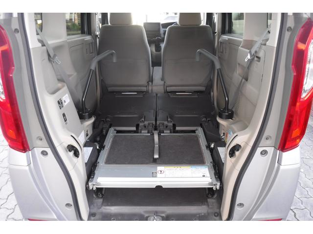 N-BOX G・スロープ 純正ナビ フルセグTV バックカメラ スマートキープッシュスタート LEDヘッドライト 電動格納ドアミラー ドライブレコーダー 電動ウインチ リモコン付き(10枚目)