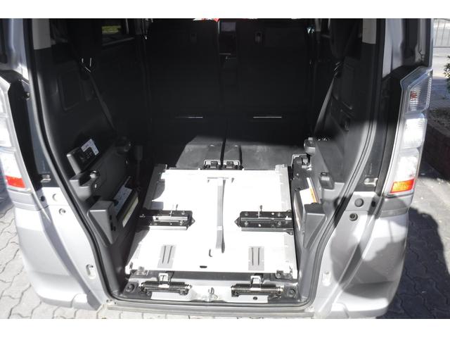 Ｎ－ＢＯＸ＋ Ｇ・Ｌパッケージ　車いす仕様車　福祉車両　ワンオーナー　左側パワースライドドア　純正ナビＴＶ　バックカメラ　ＥＴＣ　スマートキープッシュスタート　電動格納ドアミラー　リヤシート付４人乗り　電動ウインチ　リモコン付（10枚目）