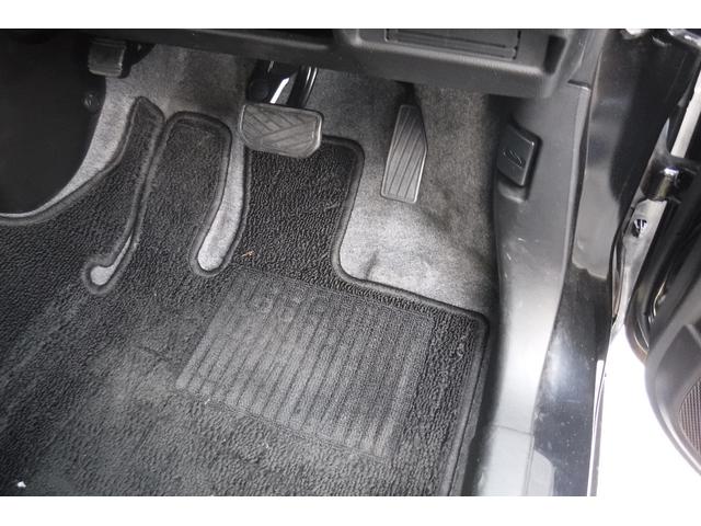 ワゴンＲ ハイブリッドＦＸ　リミテッド　２５周年記念車　デュアルセンサーブレーキサポート　ヘッドップディスプレイ　スマートキープッシュスタート　シートヒーター　アイドリングストップ　デジタルミラー　社外オーディオ（32枚目）