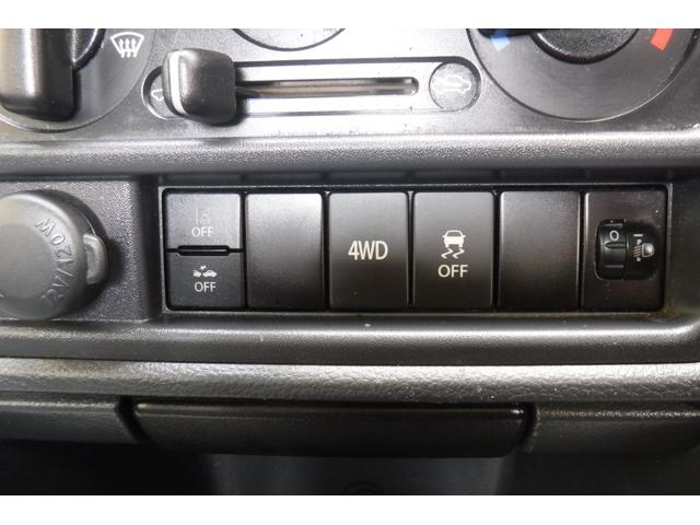 キャリイトラック 　垂直式ゲートリフター　パートタイム４ＷＤ　デュアルカメラブレーキサポート　４速オートマ　エアコン　パワステ　パワーウインドウ（60枚目）