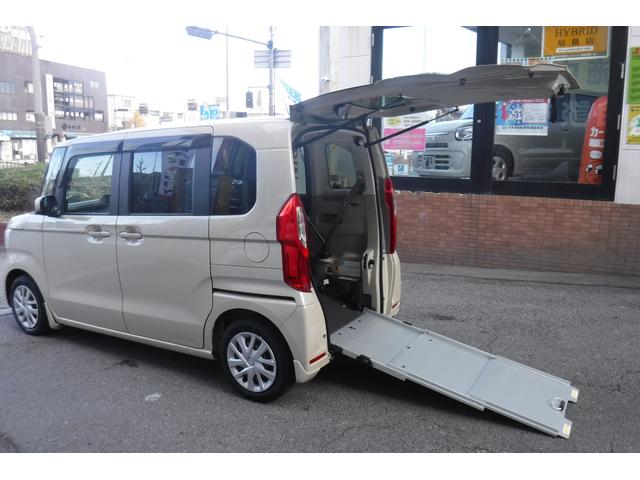 Ｎ－ＢＯＸ Ｇ・スロープＬターボホンダセンシング　両側パワースライドドア　純正ナビ　ＴＶ　バックカメラ　ビルトインＥＴＣ　シートヒーター　スマートキープッシュスタート　パドルシフト　電動格納ドアミラー（14枚目）