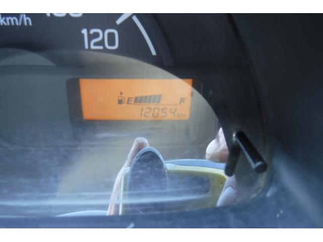 キャリイトラック 　垂直式ゲートリフター　パートタイム４ＷＤ　５速ミッション　エアコン　パワステ　エアバック（68枚目）