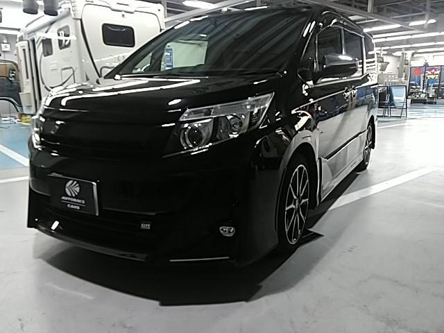 ノア Si GRスポーツ キーレス フルセグ ナビ&TV 18アルミホイール 乗車定員7人 エアバッグ オートマ フル装備 HIDヘッドライト ETC バックカメラ スマートキー(6枚目)