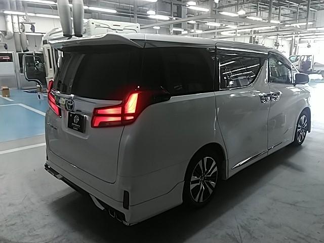 アルファード 2.5S Cパッケージ ワンオーナー サンルーフ 革シート キーレス フルセグ ナビ&TV 18アルミホイール 乗車定員7人 エアバッグ オートマ フル装備 ETC バックカメラ スマートキー(3枚目)