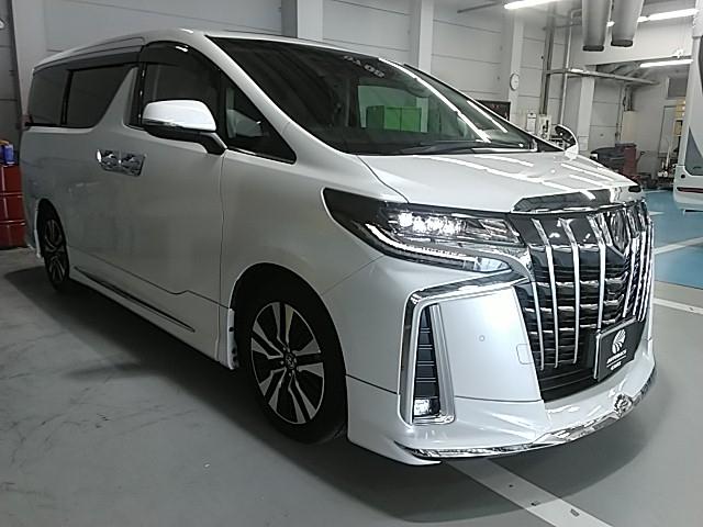 アルファード 2.5S Cパッケージ ワンオーナー サンルーフ 革シート キーレス フルセグ ナビ&TV 18アルミホイール 乗車定員7人 エアバッグ オートマ フル装備 ETC バックカメラ スマートキー(7枚目)