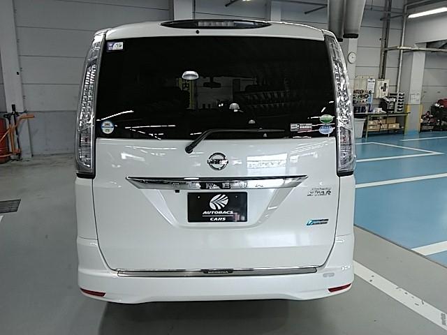 セレナ ハイウェイスター S-ハイブリッド ワンオーナー キーレス フルセグ ナビ&TV 乗車定員8人 アイドリングストップ エアバッグ オートマ フル装備 HIDヘッドライト ETC バックカメラ スマートキー 横滑り防止機能(5枚目)