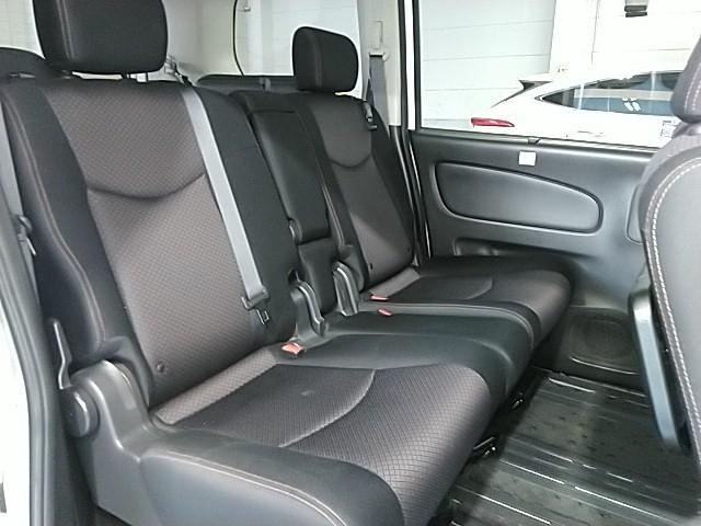 セレナ ハイウェイスター S-ハイブリッド ワンオーナー キーレス フルセグ ナビ&TV 乗車定員8人 アイドリングストップ エアバッグ オートマ フル装備 HIDヘッドライト ETC バックカメラ スマートキー 横滑り防止機能(16枚目)