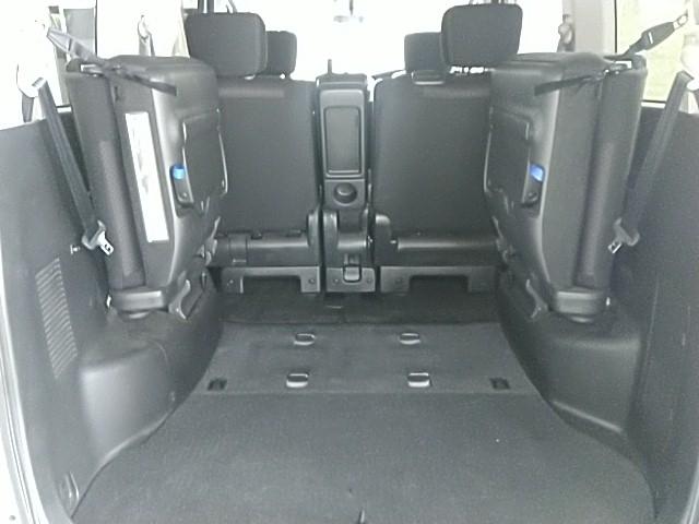 セレナ ハイウェイスター S-ハイブリッド ワンオーナー キーレス フルセグ ナビ&TV 乗車定員8人 アイドリングストップ エアバッグ オートマ フル装備 HIDヘッドライト ETC バックカメラ スマートキー 横滑り防止機能(21枚目)