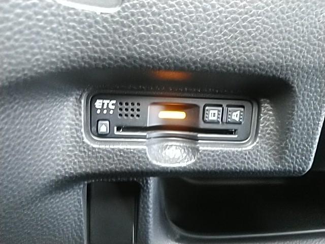 Ｎ　ＢＯＸ Ｇ・ＥＸターボホンダセンシング　ワンオーナー　キーレス　フルセグ　ナビ＆ＴＶ　１５アルミホイール　エアバッグ　オートマ　フル装備　ＥＴＣ　バックカメラ　スマートキー（18枚目）