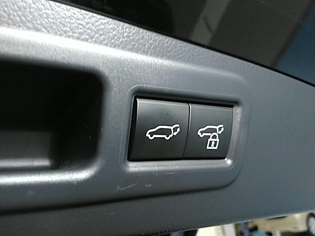 ＲＸ ＲＸ５００ｈ　Ｆスポーツパフォーマンス　ワンオーナー　サンルーフ　革シート　キーレス　フルセグ　ナビ＆ＴＶ　エアバッグ　オートマ　フル装備　ＥＴＣ　バックカメラ　スマートキー（29枚目）