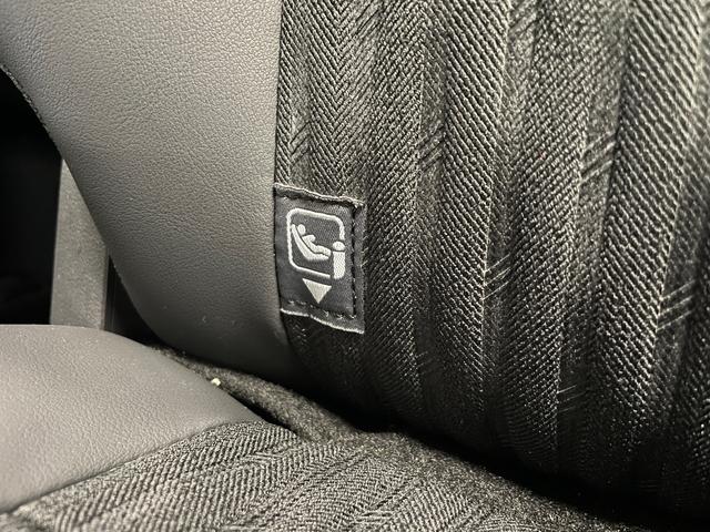 ノア ハイブリッドS-Z ワンオーナー キーレス フルセグ ナビ&TV 17アルミホイール 乗車定員7人 エアバッグ オートマ フル装備 ETC バックカメラ スマートキー(34枚目)