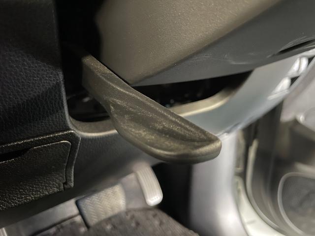 ノア ハイブリッドS-Z ワンオーナー キーレス フルセグ ナビ&TV 17アルミホイール 乗車定員7人 エアバッグ オートマ フル装備 ETC バックカメラ スマートキー(46枚目)