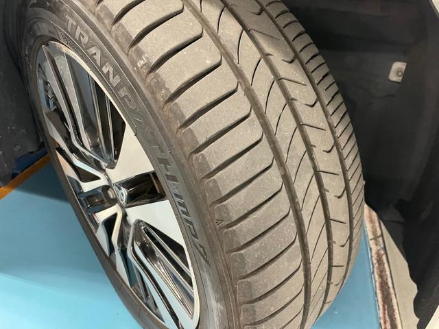 アルファード 2.5S Cパッケージ ワンオーナー サンルーフ 革シート キーレス フルセグ ナビ&TV 18アルミホイール 乗車定員7人 エアバッグ オートマ フル装備 ETC バックカメラ スマートキー(52枚目)