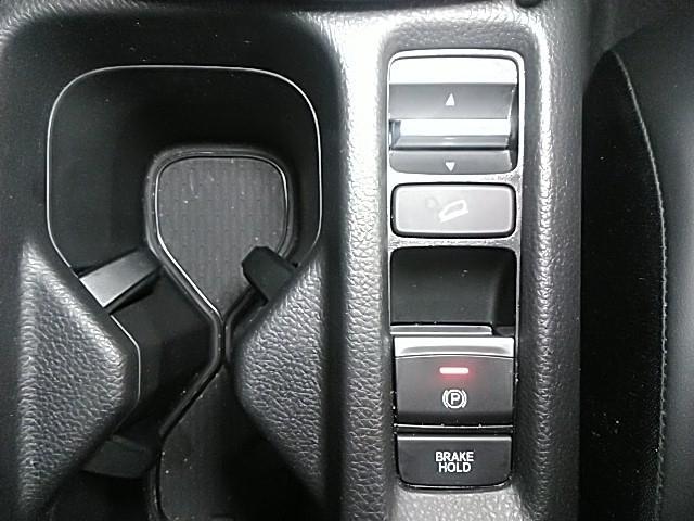 ヴェゼル e:HEV Z ワンオーナー キーレス フルセグ ナビ&TV 18アルミホイール エアバッグ オートマ フル装備 ETC バックカメラ スマートキー(15枚目)