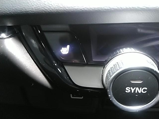 ヴェゼル e:HEV Z ワンオーナー キーレス フルセグ ナビ&TV 18アルミホイール エアバッグ オートマ フル装備 ETC バックカメラ スマートキー(16枚目)