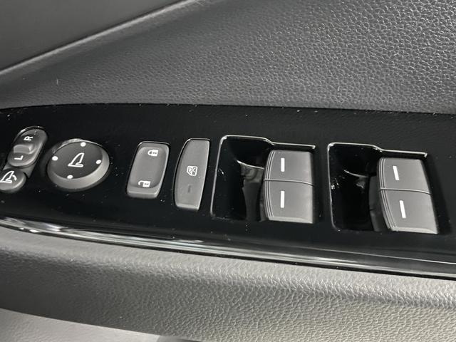 ヴェゼル e:HEV Z ワンオーナー キーレス フルセグ ナビ&TV 18アルミホイール エアバッグ オートマ フル装備 ETC バックカメラ スマートキー(42枚目)