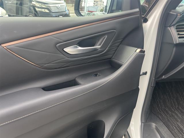 アルファード Z サンルーフ 革シート キーレス フルセグ ナビ&TV 18アルミホイール 乗車定員7人 エアバッグ オートマ フル装備 ETC バックカメラ スマートキー(59枚目)