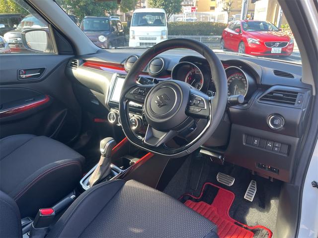 スイフトスポーツ ベースグレード　ワンオーナー　オートマ　セーフティサポート　ＬＥＤヘッドランプ　１７インチアルミホイール　キーレスプッシュスタート　８インチフルセグナビ　バックカメラ　運転席シートヒーター　ステンレス製ペダル（2枚目）