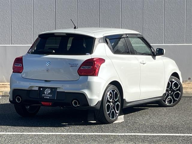 スイフトスポーツ ベースグレード　ワンオーナー　オートマ　セーフティサポート　ＬＥＤヘッドランプ　１７インチアルミホイール　キーレスプッシュスタート　８インチフルセグナビ　バックカメラ　運転席シートヒーター　ステンレス製ペダル（16枚目）