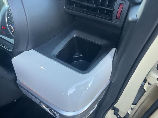 スペーシア ハイブリッドＸ　セーフティサポート　ＬＥＤヘッドランプ　両側パワースライドドア　１４インチアルミホイール　純正８インチフルセグナビ　Ｂｌｕｅｔｏｏｔｈ　ＡＵＤＩＯ　全方位カメラ　ＥＴＣ　運転席シートヒーター　キーレス（54枚目）