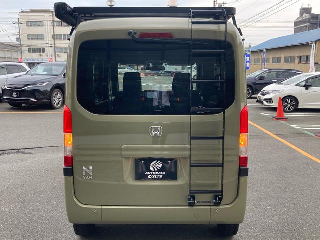 Ｎ－ＶＡＮ＋スタイル ファン・ターボ　ホンダセンシング　アダプティブクルーズコントロール　プッシュスタート　純正８インチナビ　フルセグＴＶ　バックカメラ　ベッドキット　ルーフラック　リアラダー　サイドオーニング　社外１２インチＡＷ　ＬＥＤ（5枚目）
