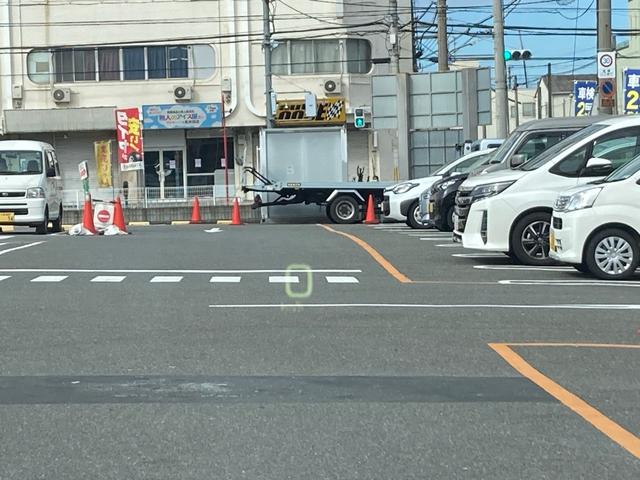 プリウス Sセーフティプラス 寒冷地仕様 セーフティセンスP レーダークルーズコントロール ヘッドアップディスプレイ ディーラー純正9インチナビ フルセグ バックカメラ ETC LEDヘッドライト サイド&カーテンエアバック(18枚目)