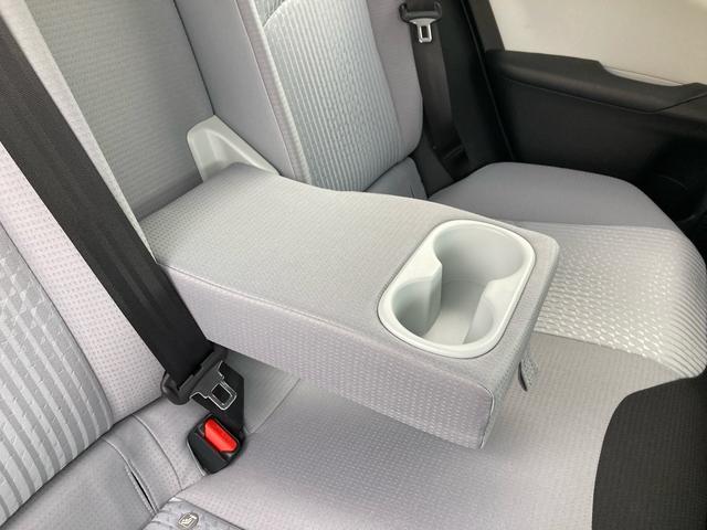 プリウス Sセーフティプラス 寒冷地仕様 セーフティセンスP レーダークルーズコントロール ヘッドアップディスプレイ ディーラー純正9インチナビ フルセグ バックカメラ ETC LEDヘッドライト サイド&カーテンエアバック(37枚目)