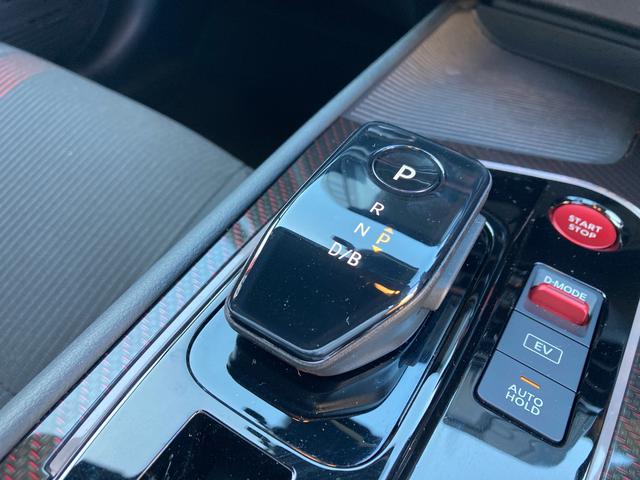 オーラ ニスモ　ワンオーナー　全方位運転支援システム　純正９インチナビ　フルセグＴＶ　全方位モニター　デジタルインナーミラー　前後ドライブレコーダー　ＥＴＣ２．０　ＬＥＤヘッドライト　純正１７インチＡＷ（13枚目）