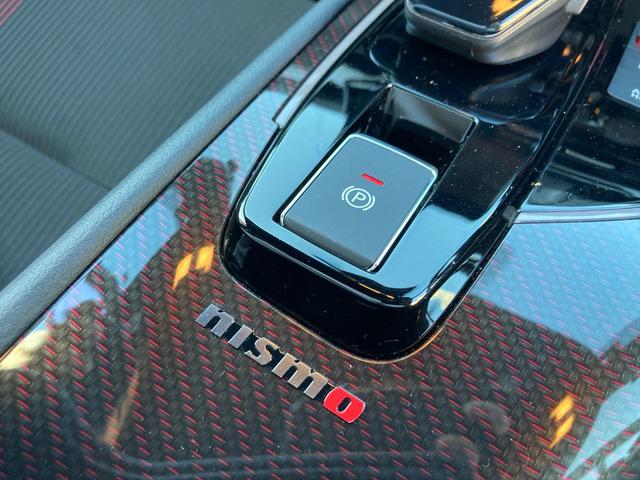 オーラ ニスモ　ワンオーナー　全方位運転支援システム　純正９インチナビ　フルセグＴＶ　全方位モニター　デジタルインナーミラー　前後ドライブレコーダー　ＥＴＣ２．０　ＬＥＤヘッドライト　純正１７インチＡＷ（15枚目）