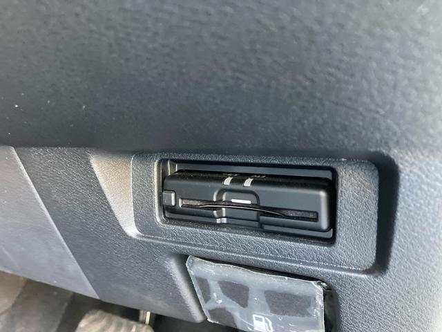 オーラ ニスモ　ワンオーナー　全方位運転支援システム　純正９インチナビ　フルセグＴＶ　全方位モニター　デジタルインナーミラー　前後ドライブレコーダー　ＥＴＣ２．０　ＬＥＤヘッドライト　純正１７インチＡＷ（27枚目）