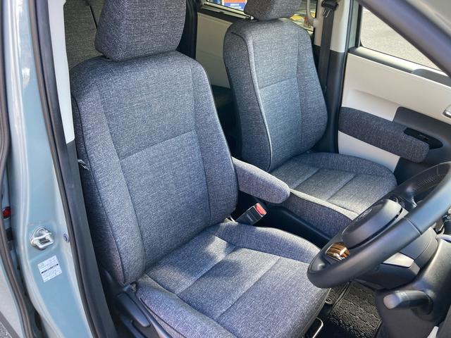 シエンタ ハイブリッドＺ　ワンオーナー　セーフティセンス　ブラインドスポットモニター　レーダークルーズコントロール　両側パワースライド　１０．５ディスプレイオーディオナビ　フルセグ　全方位カメラ　ＬＥＤヘッドライト（8枚目）