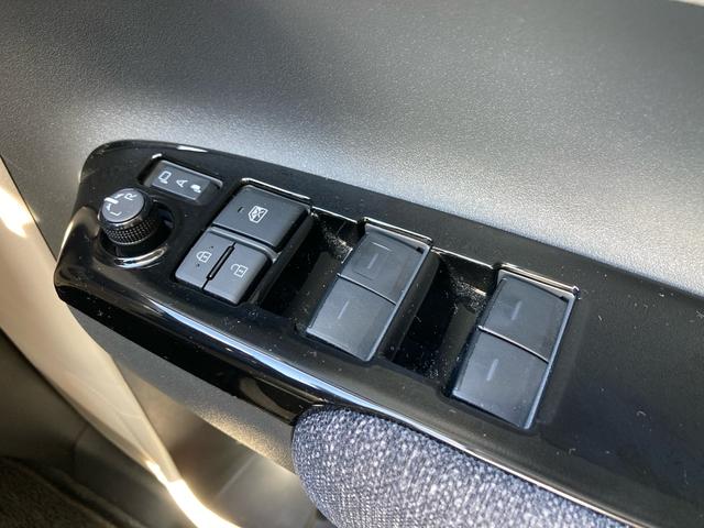 シエンタ ハイブリッドＺ　ワンオーナー　セーフティセンス　ブラインドスポットモニター　レーダークルーズコントロール　両側パワースライド　１０．５ディスプレイオーディオナビ　フルセグ　全方位カメラ　ＬＥＤヘッドライト（31枚目）